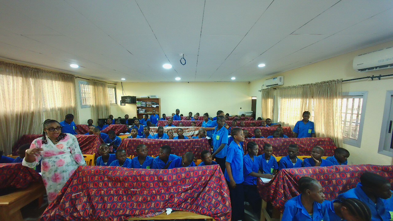 Image captured on 12:06 PM
