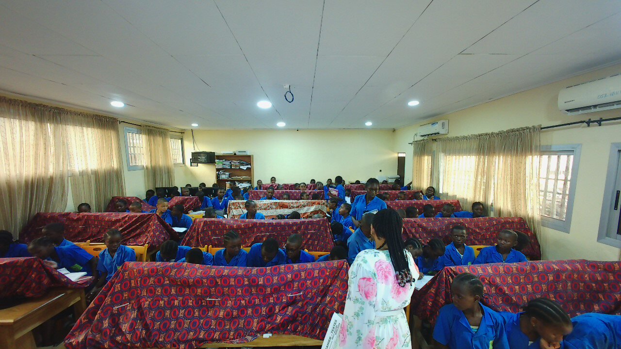 Image captured on 12:06 PM