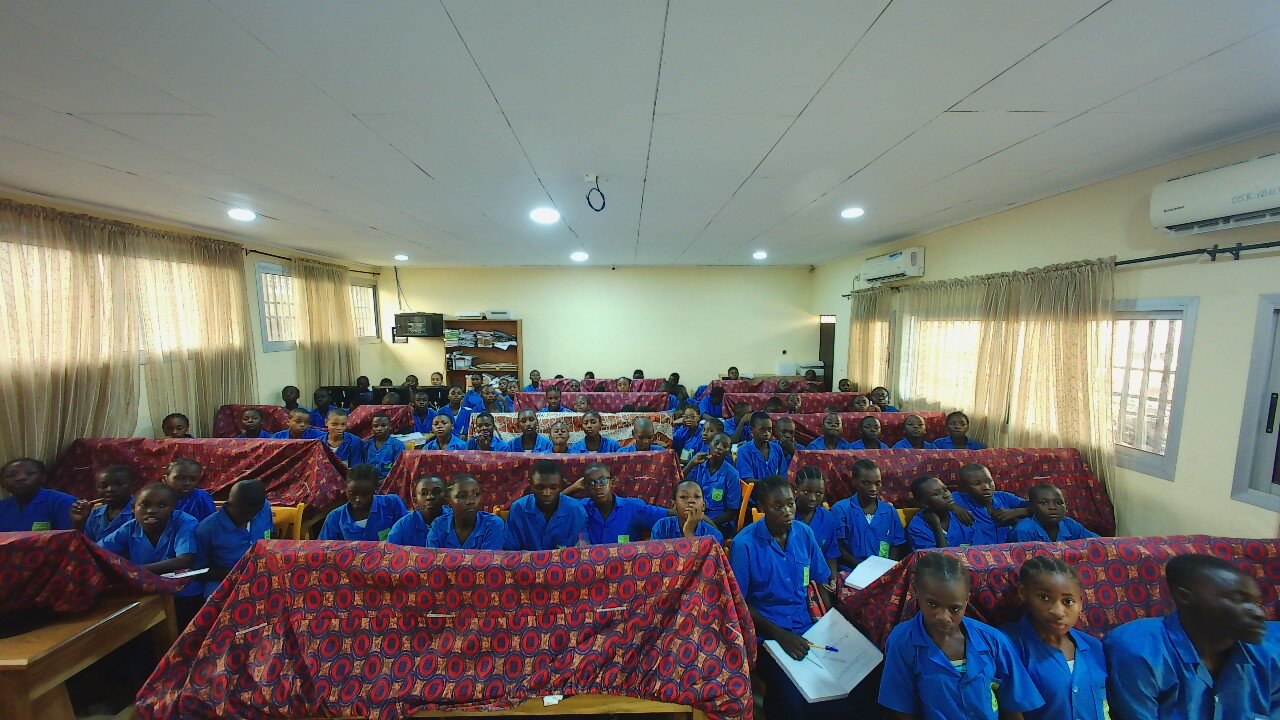 Image captured on 12:06 PM