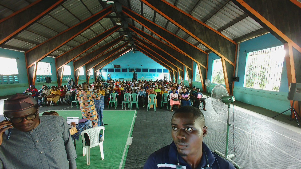 Image captured on 12:09 PM
